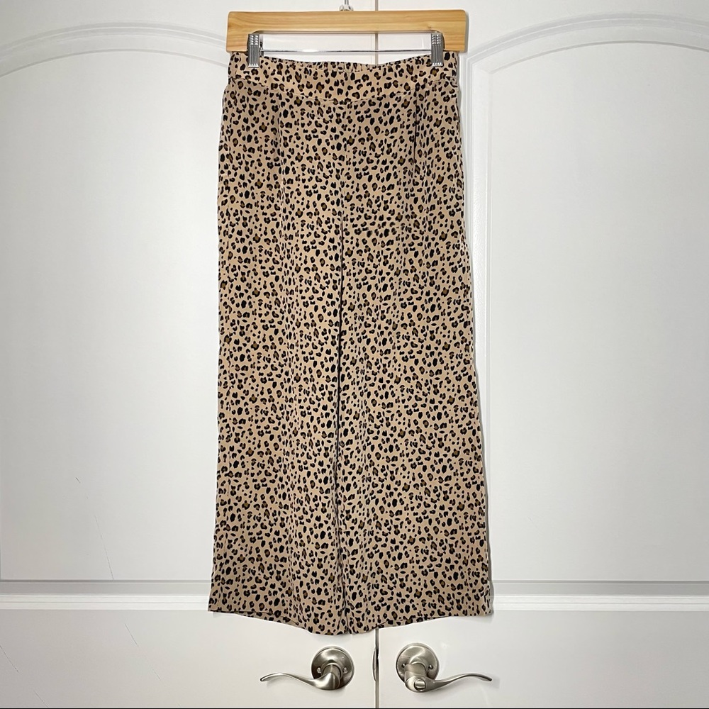 J. Crew Harvey 100% Silk Cropped Pull On Pants Leopard Print Pants size 0 - Picture 7 of 14